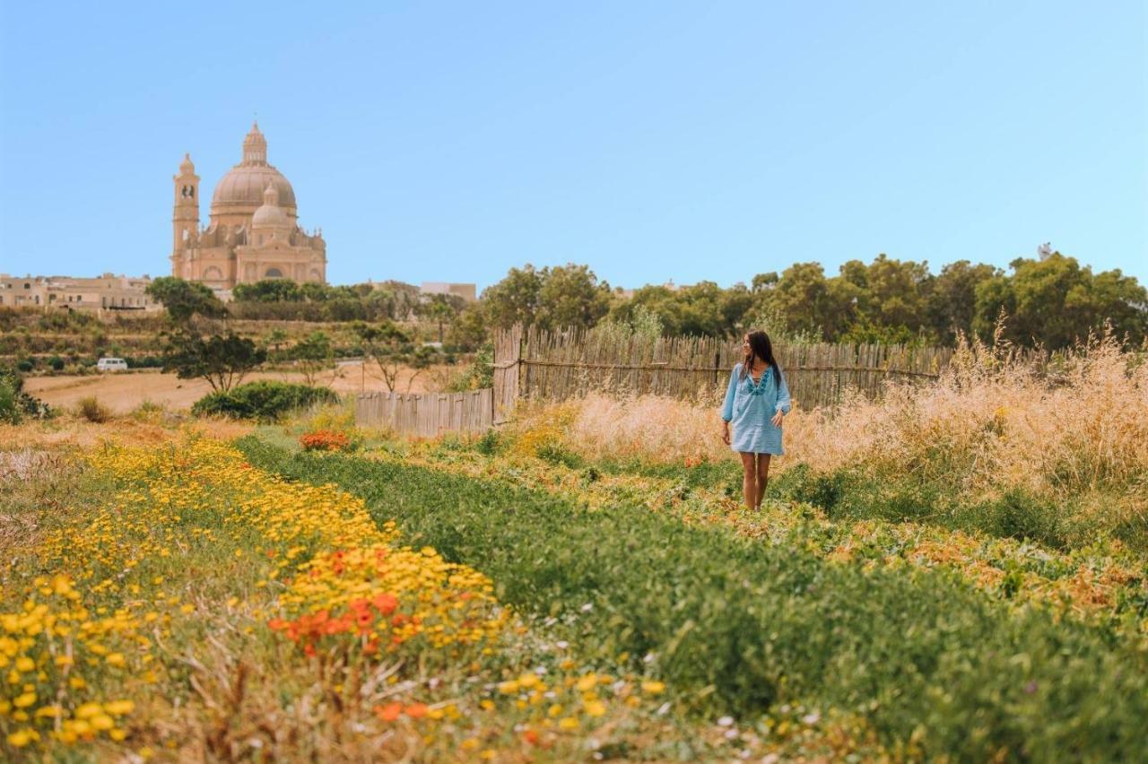 Grazzja Traditional Apartment Zabbar Bagian luar foto